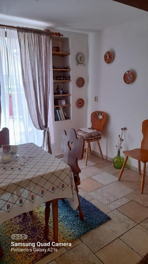 Апартаменти Atelier Spojovaci Чеський Крумлов Екстер'єр фото